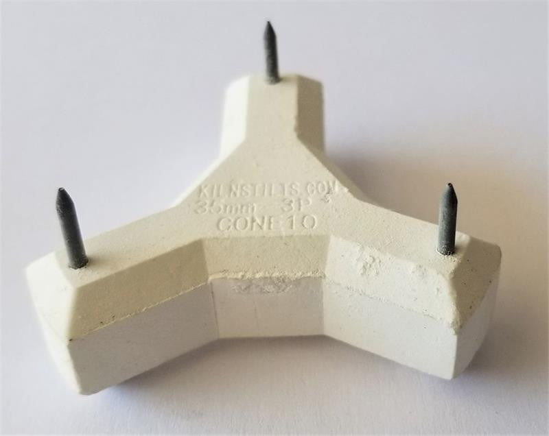 35 MM Triangle Stilt (1.4)