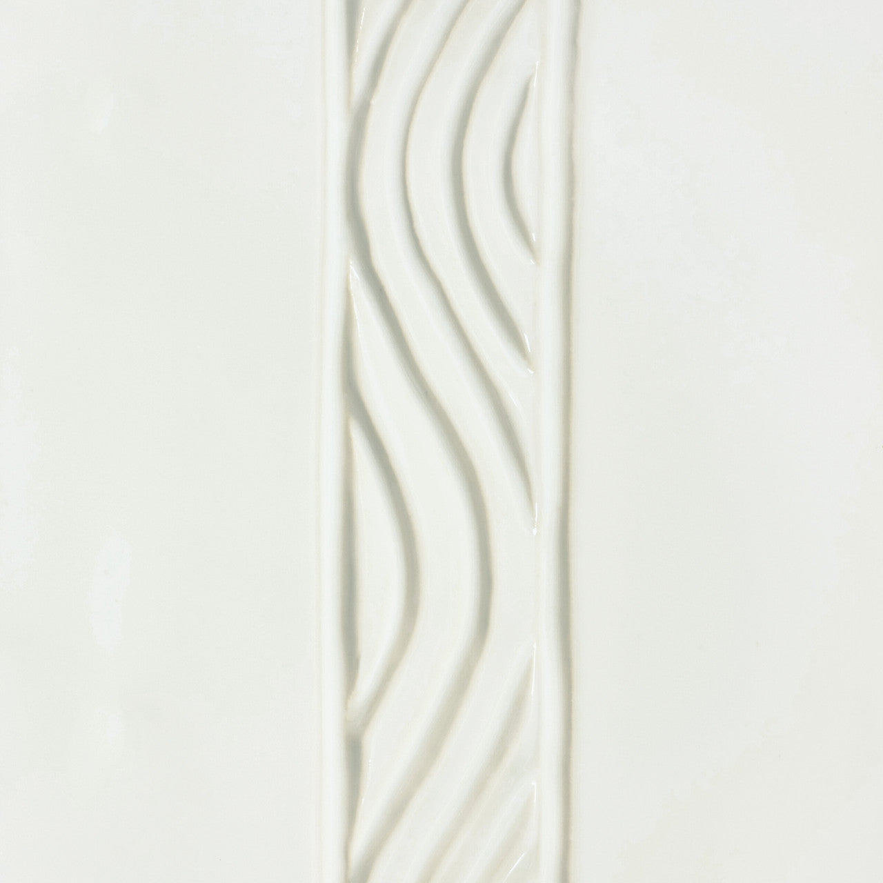 DL11 Enamel White Dipping & Layering