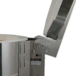 <a href="https://hotkilns.com/kiln-features/easy-open-easy-load-spring-hinge">Easy-Open Spring Hinge for Kilns</a>
