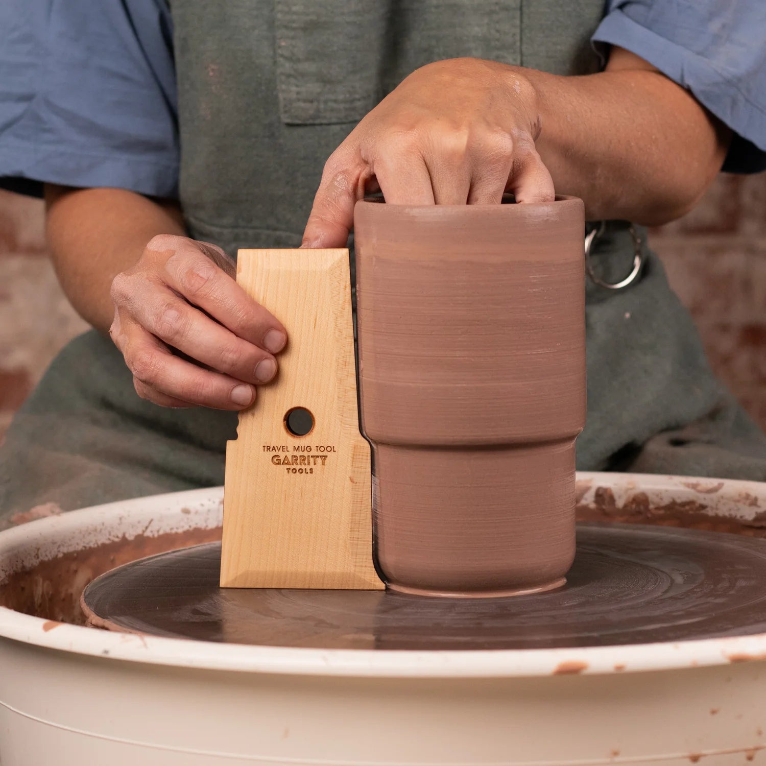 Travel Mug Tool