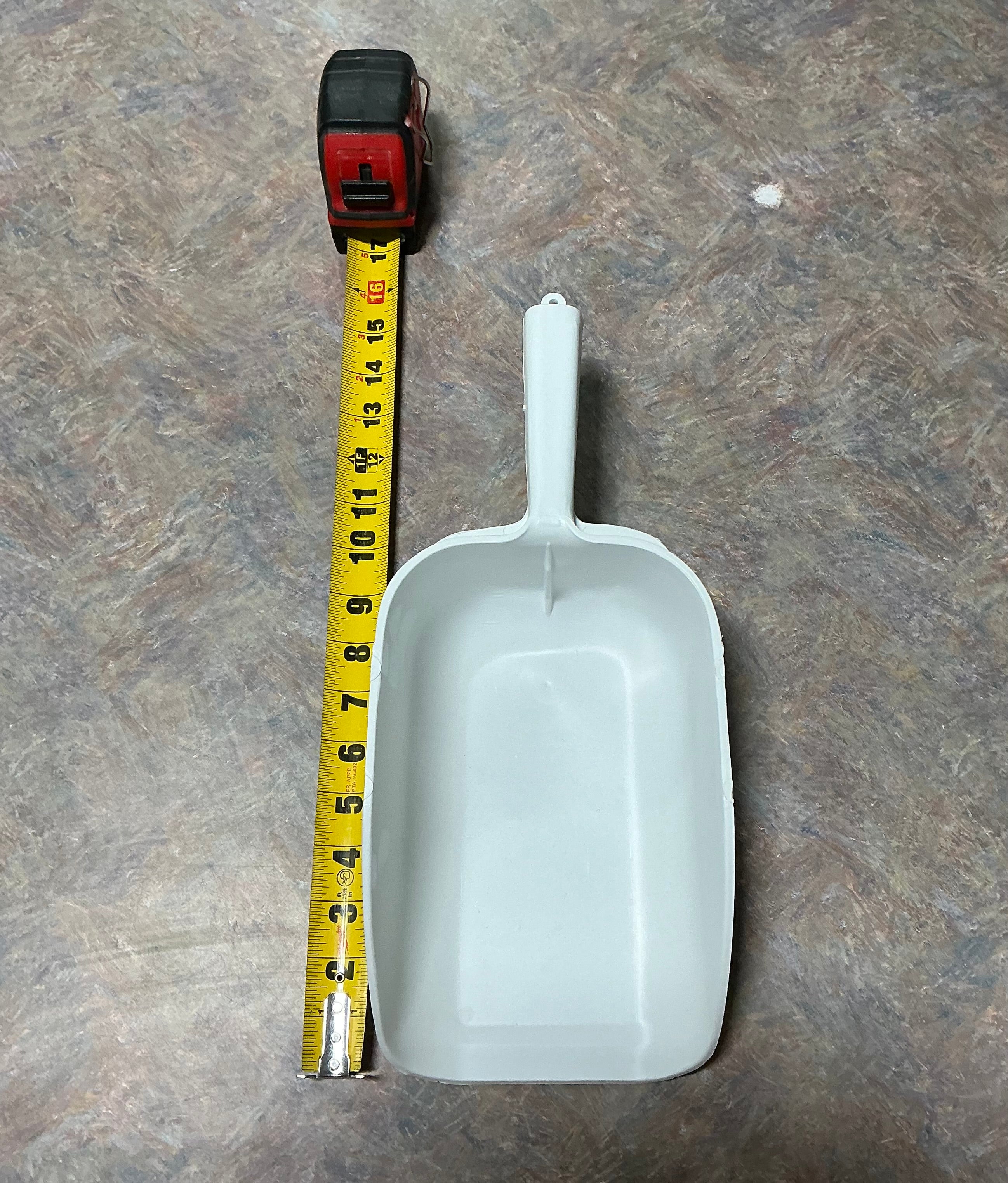 Large Plastic Scoop