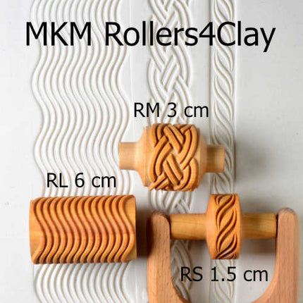 RM-018 Large Diagonal Zig Zag