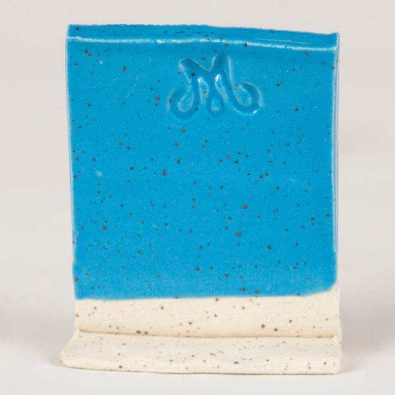 Bright Blue Gloss Pint 506