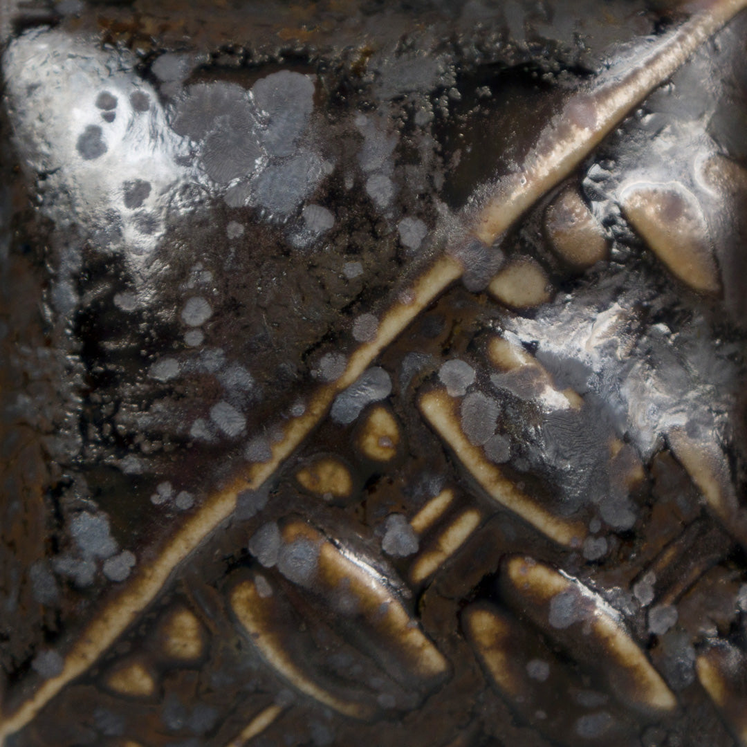Black Timber Pint - Mayco SW Crystals 220