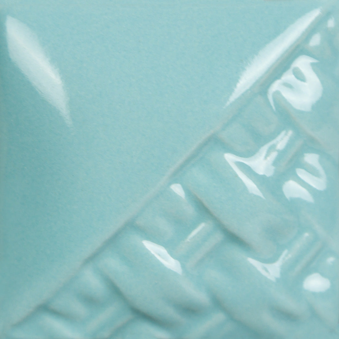 Aqua Gloss Pint 515